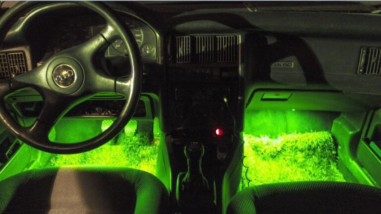 Descubre cómo instalar luces LED en el interior de tu coche: un toque moderno y personalizado